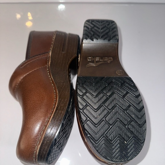 Dansko Shoes - Picture 5 of 11